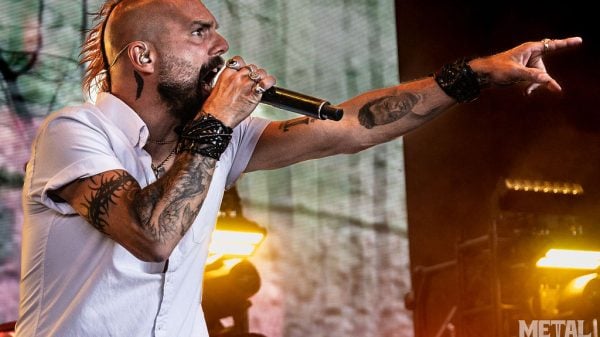 Jesse Leach performing live on stage with Killswitch Engage.
